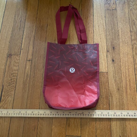 Lululemon Small Size Red Multiprint Recycled Bags Multipurpose Fall 1092708 - Picture 7 of 9